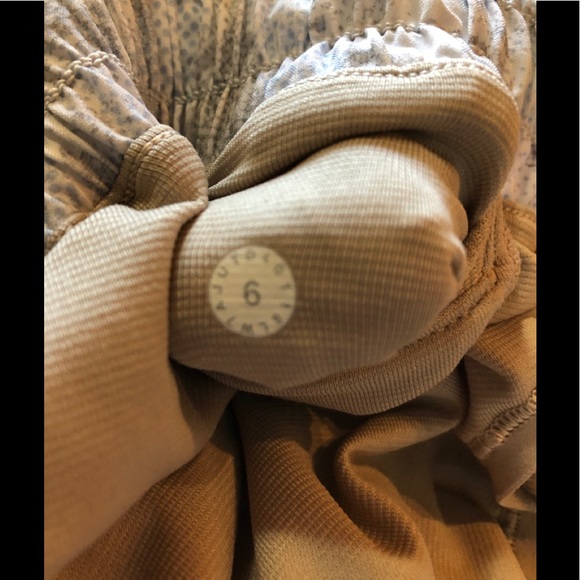 Lululemon Hottie Hot Shorts ll •Long• - Picture 8 of 11